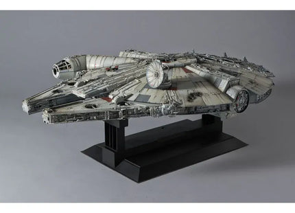 Gamers Guild AZ Bandai Bandai Hobby: Millennium Falcon - Perfect Grade 1/72 Model Kit AGD