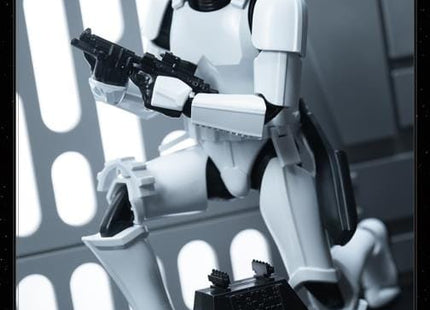 Gamers Guild AZ Blokees Blokees: Star Wars: A New Hope | Champion Class 04 - Luke Skywalker (Stormtrooper Disguise) Model Kit Toy Temple