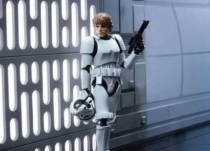 Gamers Guild AZ Blokees Blokees: Star Wars: A New Hope | Champion Class 04 - Luke Skywalker (Stormtrooper Disguise) Model Kit Toy Temple