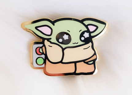 Gamers Guild AZ Bonnies Lab Baby Yoda Grogu Button Enamel Pin Faire