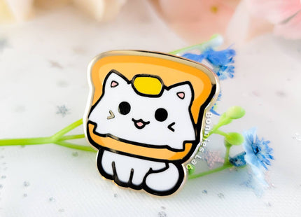 Gamers Guild AZ Bonnies Lab Butter Toast Cat Enamel Pin Faire
