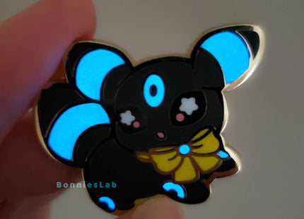 Gamers Guild AZ Bonnies Lab Chibi Shiny Umbreon Enamel Pin (glows in the dark) Faire