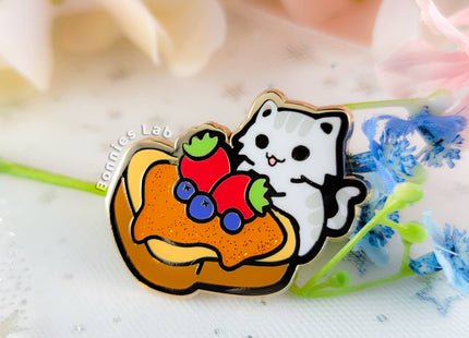 Gamers Guild AZ Bonnies Lab French Toast Cat Enamel Pin Faire