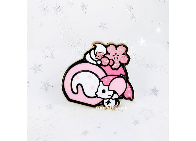 Gamers Guild AZ Bonnies Lab Sakura Roll Cake Enamel Pin Faire