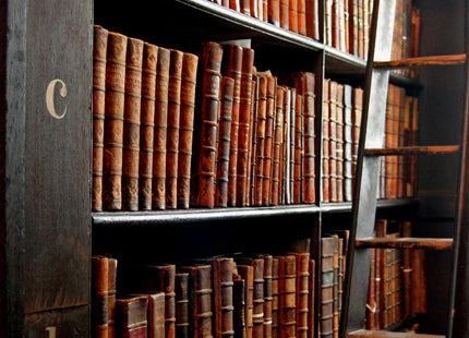 Gamers Guild AZ Cantrip Candles Cantrip Candles: Library Scriptorium 6oz Cantrip Candles