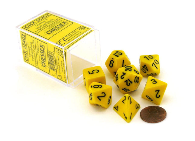 Gamers Guild AZ Chessex CHX25402 - Chessex 7 Die Set Yellow / Black Opaque Chessex