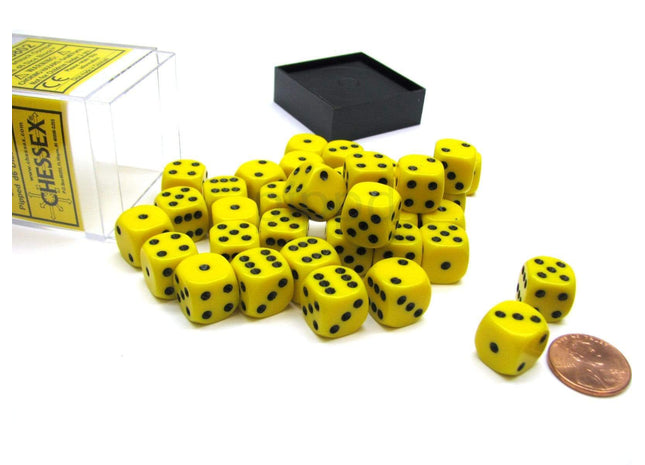 Gamers Guild AZ Chessex CHX25802 - Chessex 12mm Yellow / Black Opaque Chessex
