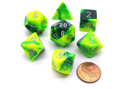Gamers Guild AZ Chessex CHX26454 - Chessex 7 Die Set Green Yellow/Silver Gemini Chessex