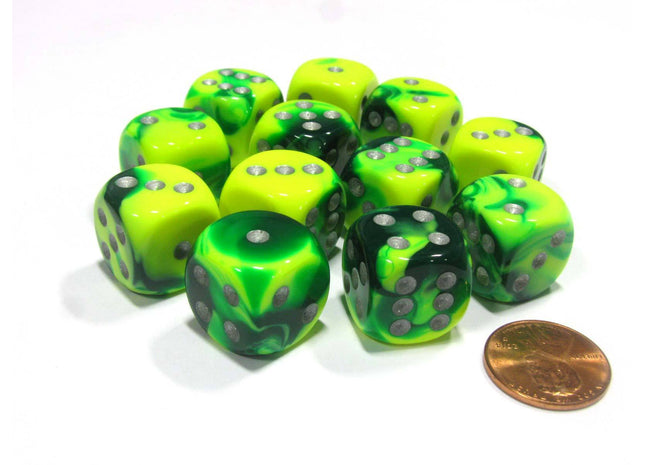 Gamers Guild AZ Chessex CHX26654 - Chessex 16mm Green Yellow / Silver Gemini Chessex