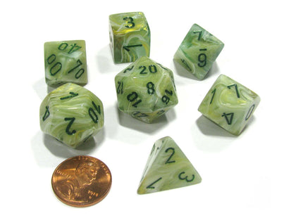 Gamers Guild AZ Chessex CHX27409 - Chessex 7 Die Set Green/Dark Green Marble Chessex