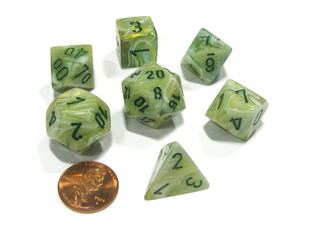Gamers Guild AZ Chessex CHX27409 - Chessex 7 Die Set Green/Dark Green Marble Chessex