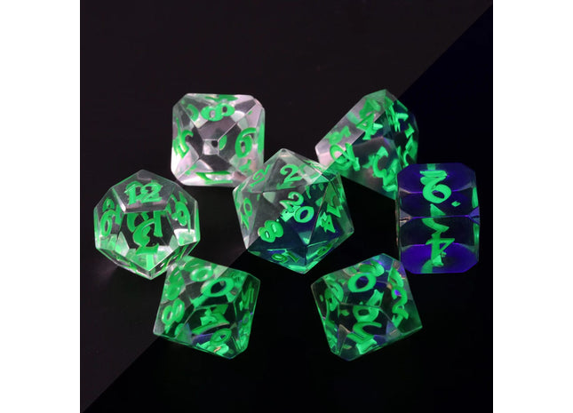 Gamers Guild AZ Die Hard Die Hard Dice - 7 piece Set - Isa Trouble Die Hard