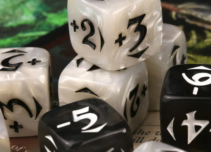 Gamers Guild AZ Die Hard MtG Spindown Counters - Power / Toughness Dice (Pre-Order) ACD Distribution