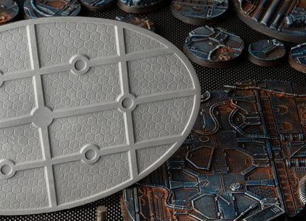 Gamers Guild AZ GamersGrass GamersGrass: Spaceship Corridor Bases, Oval 170mm (x1) GamersGrass