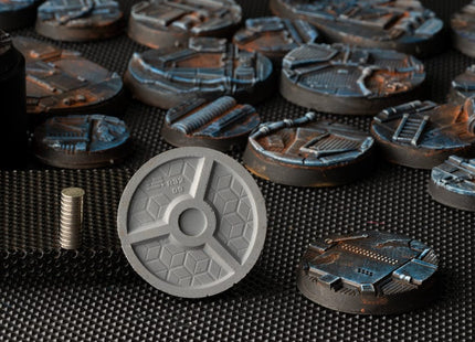 Gamers Guild AZ GamersGrass GamersGrass: Spaceship Corridor Bases, Round 32mm (x8) GamersGrass