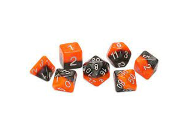Gamers Guild AZ Gate Keeper Games GKGH84-7d - Gate Keeper Games 7 Die Set: All Hallows Eve Halloween Dice Gate Keeper Games