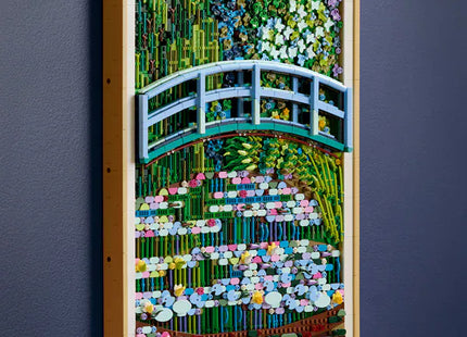Gamers Guild AZ Lego Lego: Claude Monet – Bridge over a Pond of Water Lilies (31220) Toyhouse