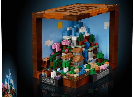 Gamers Guild AZ Lego Lego: Minecraft: The Crafting Table Toyhouse