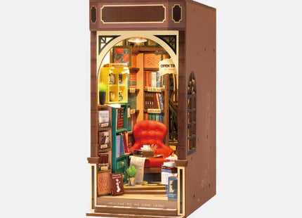 Gamers Guild AZ Robotime Book Nook & Wonderland: Bookstore ACD Distribution