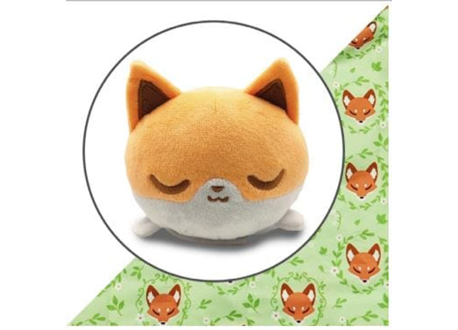 Gamers Guild AZ TeeTurtle Plushie Tote Bag: Light Green Foxes Tote Bag + Orange & White Fox Plushie AGD